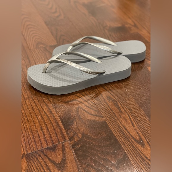 HAVAIANAS SANDALS - Picture 2 of 5